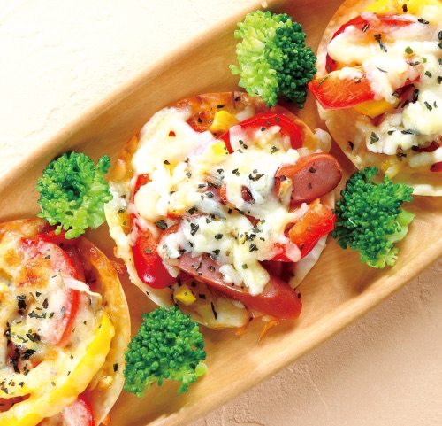 パプリカ餃子の皮ピザ